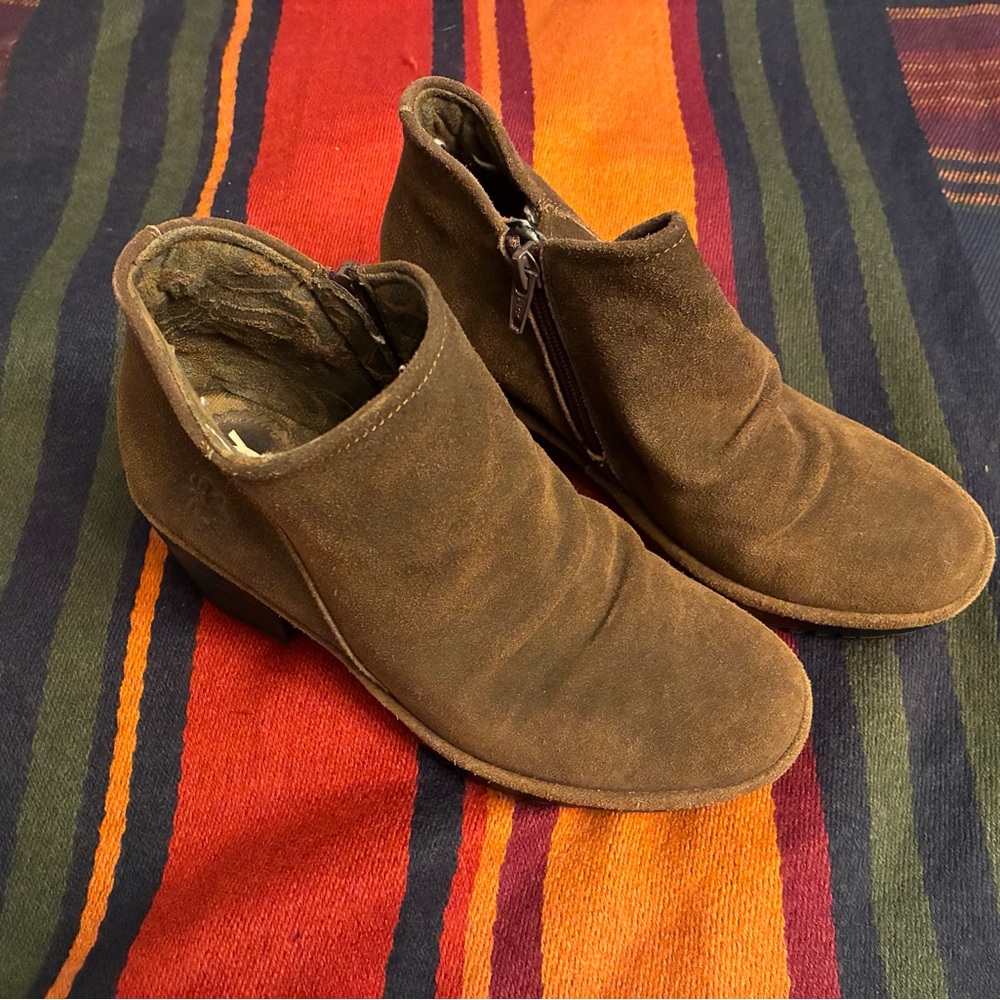 Fly London Women's Brown Ankle Booties